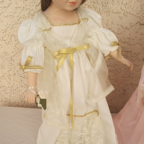 Porcelain Angel Doll The Heritage Collection PINK OR WHITE **CHOICE* - Picture 6 of 16